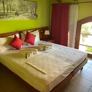 https://hotel-al-bosco-sona.hotelinveneto.com